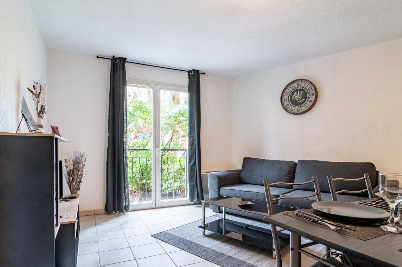 Le Laury Apartment Le Luc